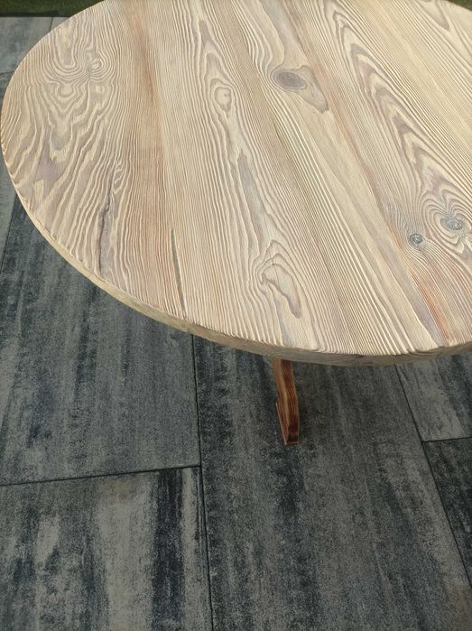 stół okrągły drewniany