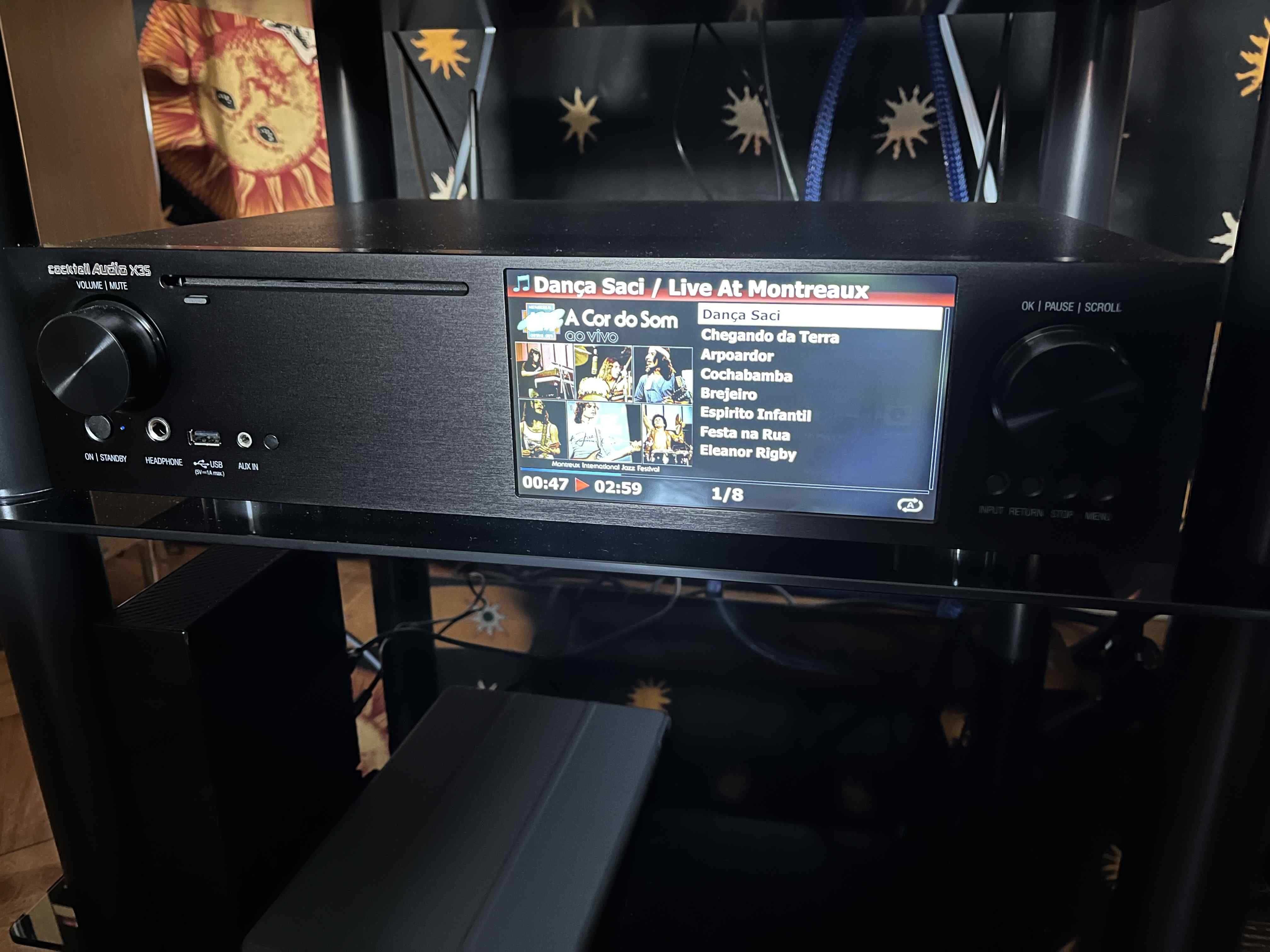 Reprodutor de música All-In-One Cocktail Audio x35