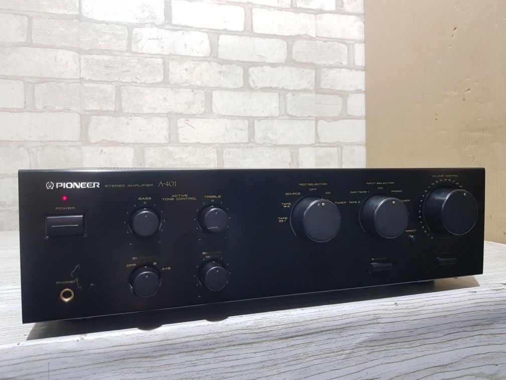 Стерео підсилювач/усилитель Pioneer A-401 2х80Вт б/у з Німеччини