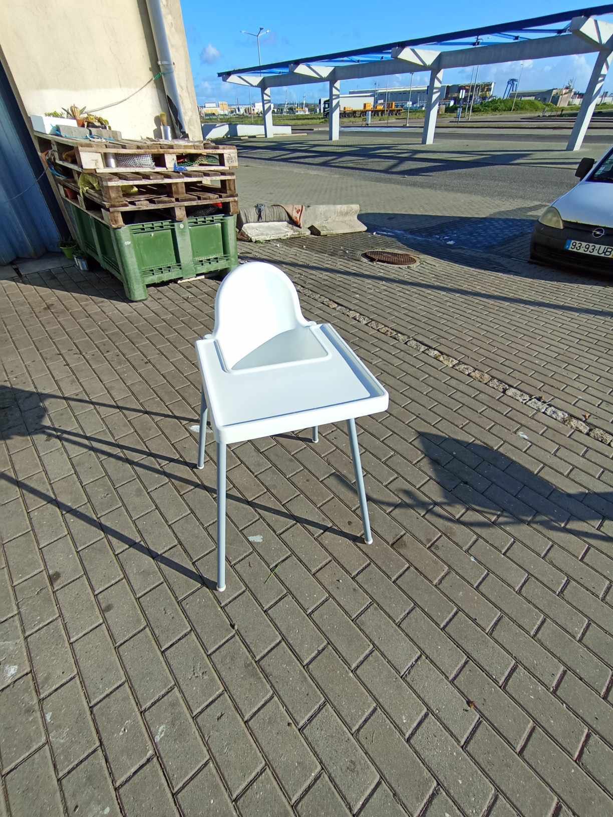 Cadeira/ Mesa bebé IKEA + Carrinho para bebé
