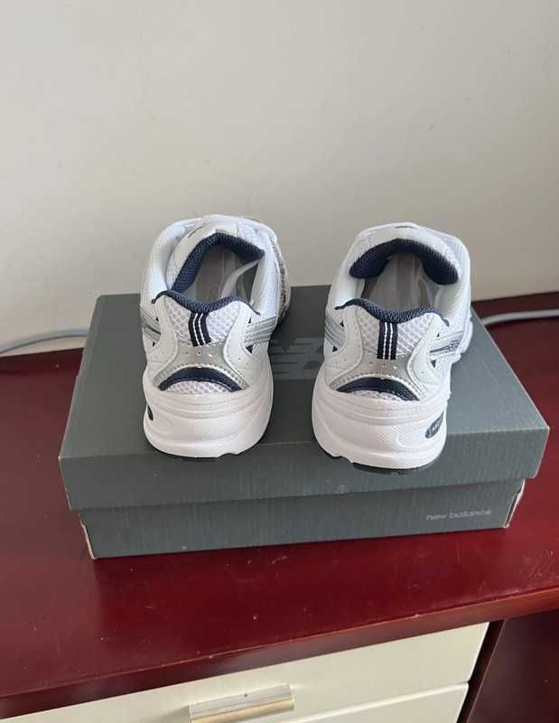 ModayNew Balance 530WhiteDamskieButySportowe_Lekkie Roz.38.5