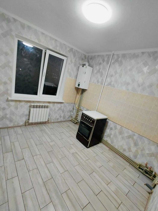 Продам видову двокімнатну квартиру на Ковалівці з ремонтом та АГВ