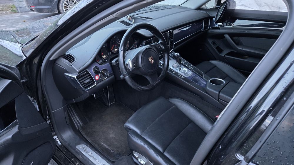 Porsche Panamera 4 3.6 v6 Platinium 2013