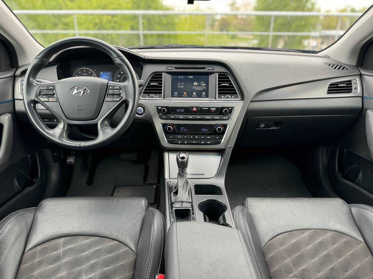 Hyundai Sonata 2015 рік, 2.4 бензин, автомат