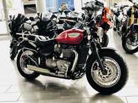 Triumph Bonneville Speedmastet - Мотосалон