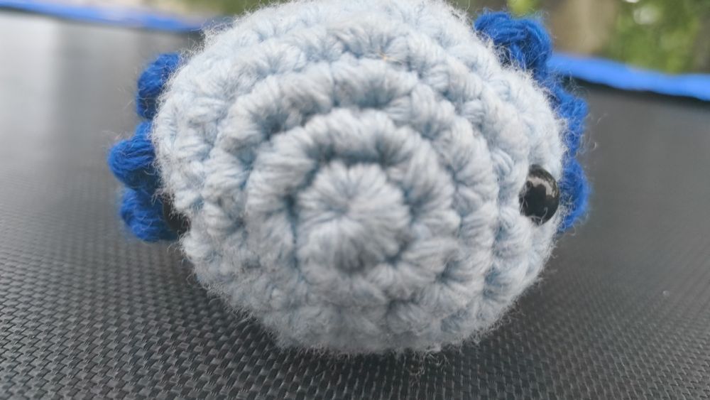 Błękitny aksolotl- ręcznie robiona szydełkowana maskotka (amigurumi)