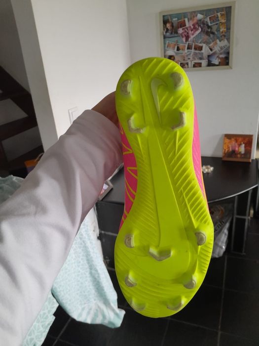 Chuteira Nike Mercurial 36