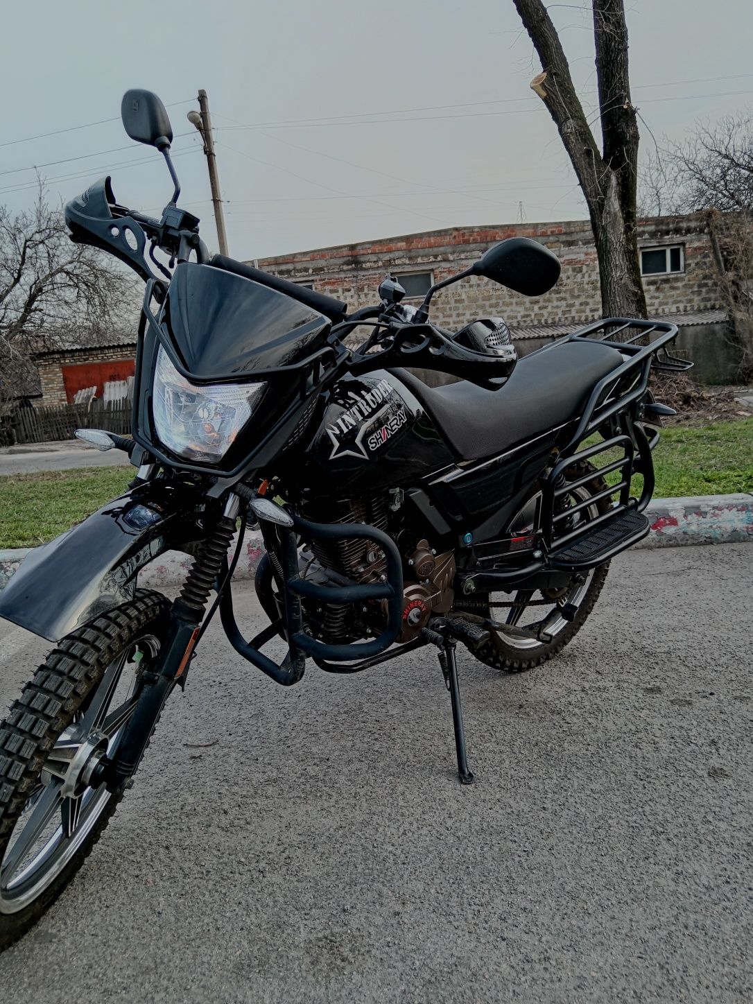 Срочно мотоцикл, эндуро, дорожный Shineray XY 200 Intruder