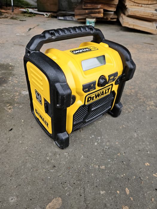 Dewalt radio budowlane DAB plus