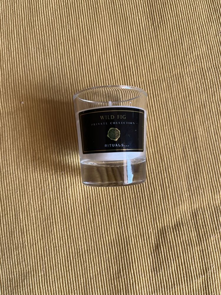 Świeca zapachowa Rituals Wild Fig