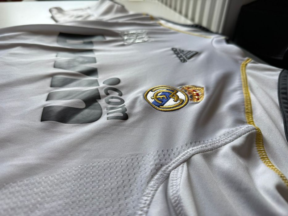 Oryginalna koszulka Realu Madryt z sezonu 09/10 z nadrukiem Ronaldo 9
