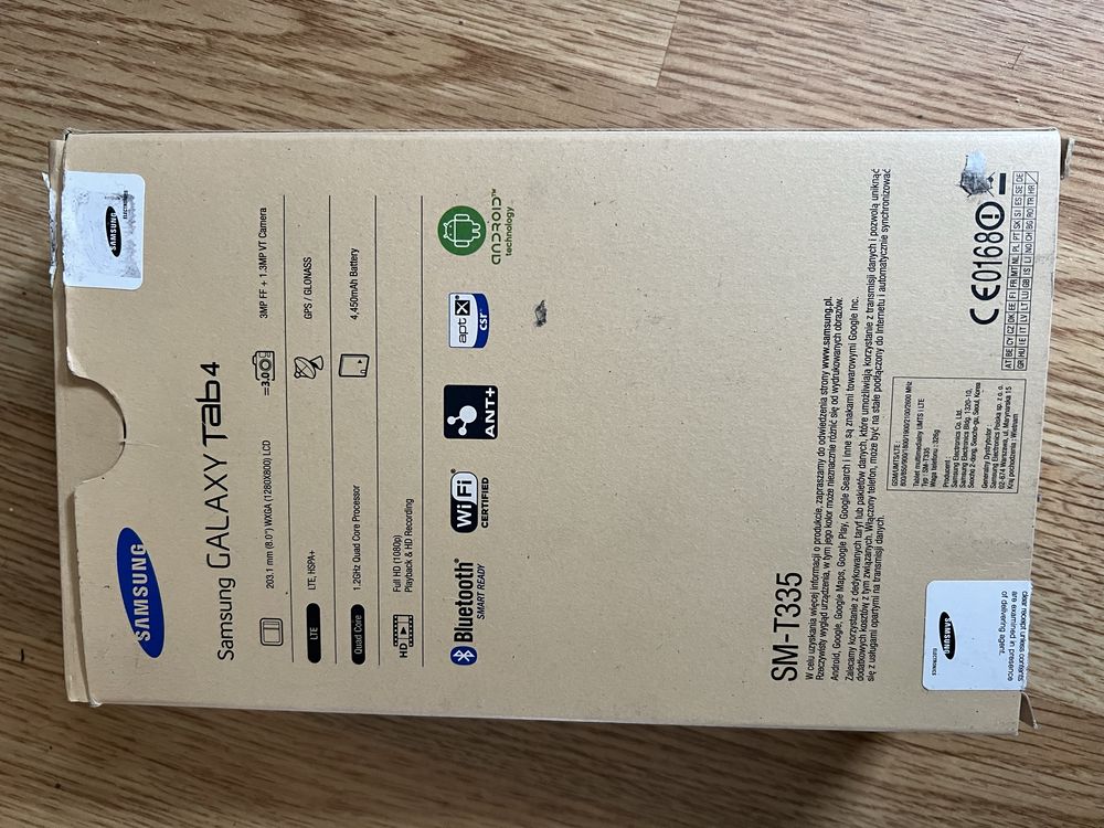 Tablet Samsung GALAXY Tab 4, 16 GB, 8.0”