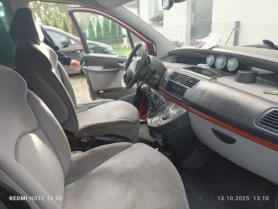 Citroen C8 2.2 HDi w całości  w przeznaczeniu na części REZERWACJA