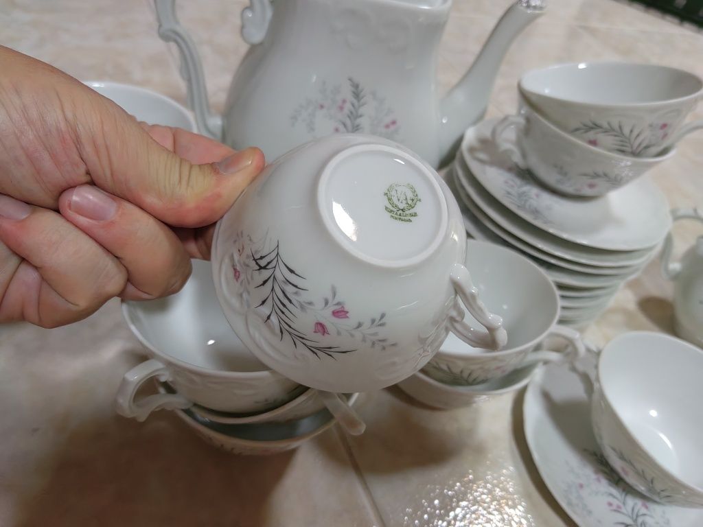 Conjunto de 12 chávenas de chá com bules vista alegre