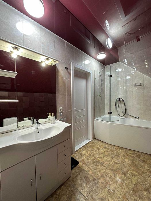 Продається будинок в Царському селі в р-ні Дахнівки