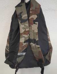 Mochila puma camuflado