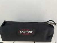 Estojo Eastpak original em bom estado