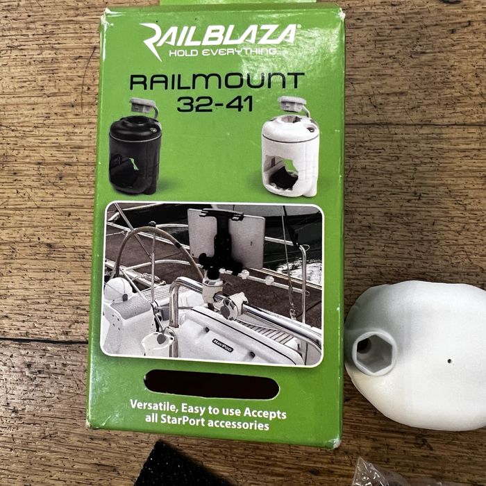 Suporte Railblaza Railmount 32-41 - Novo