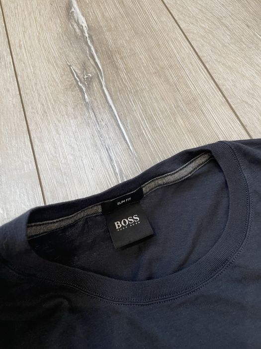 Чоловіча футболка hugo boss