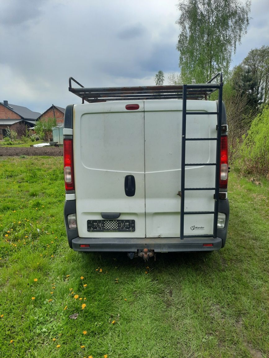 Opel vivaro 2.0 dci 2007