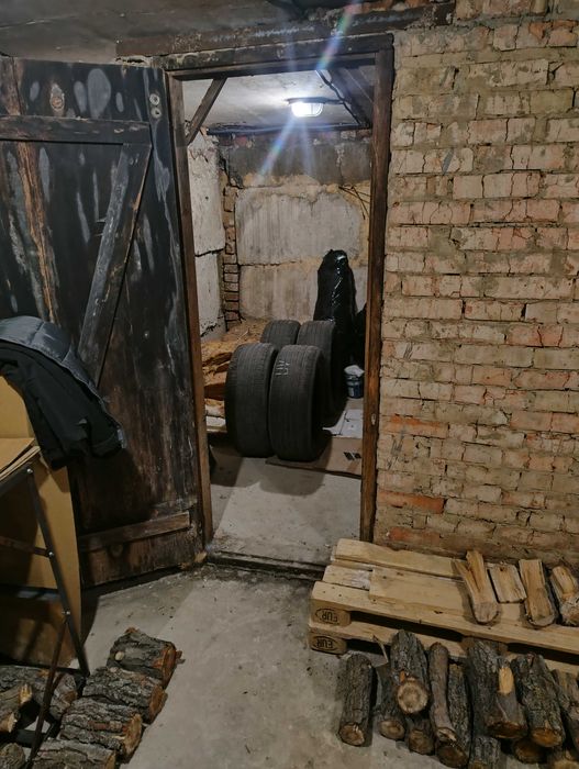 Продам гараж Кировский кооператив Герасима Кондратьева