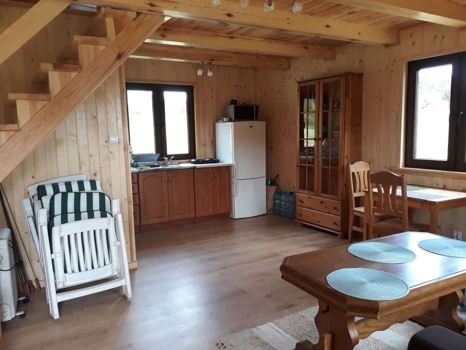 Wolny 04-10.08 Domek letniskowy z widokiem na jezior