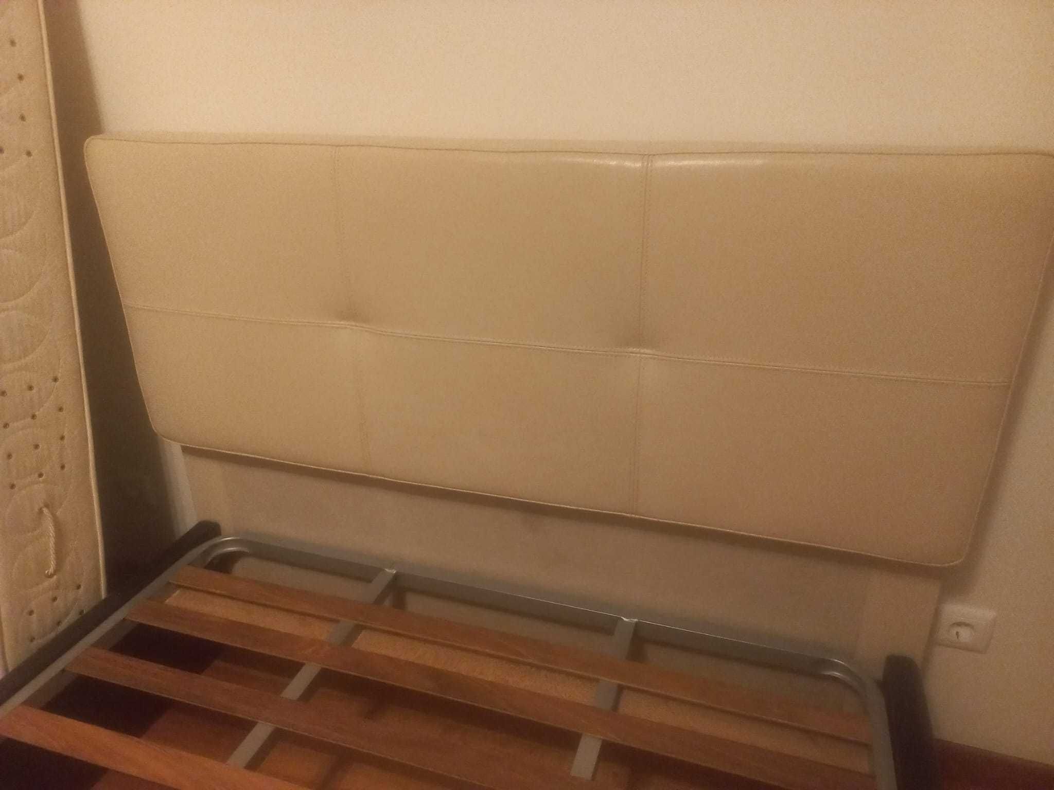 Cama de casal e solteiro