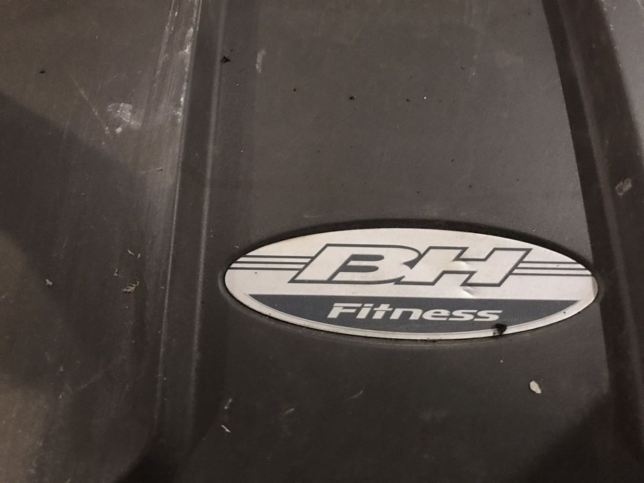 Бігова дорожка професійна