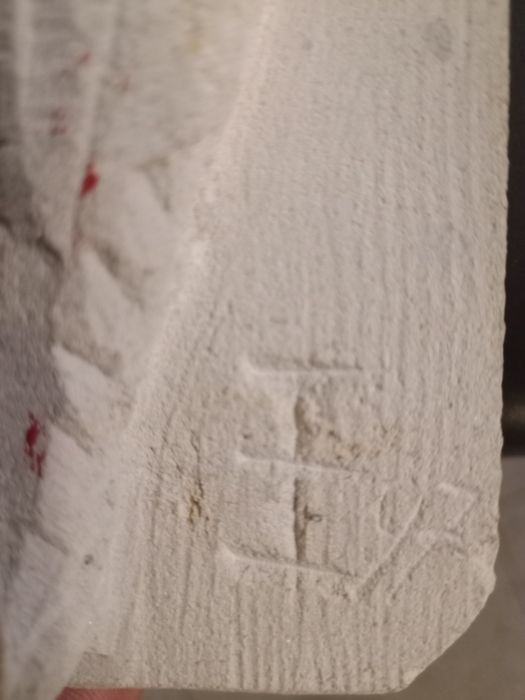 Crucifixo antigo assinado feito em pedra mármore