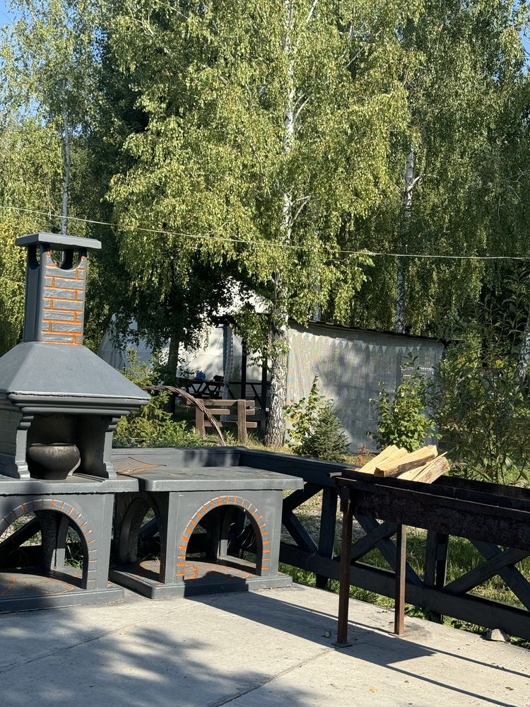 дом -15 спальных мест . чан , баня , джакузи . басеинлес , озеро