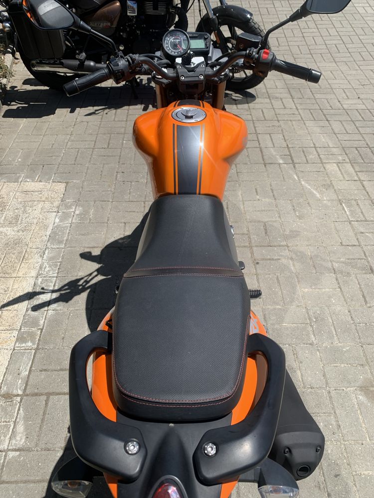 Keeway RKV 125 como nova