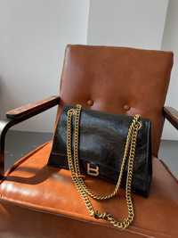 Сумка в стилі Balenciaga Crush Small Leather Shoulder Bag
