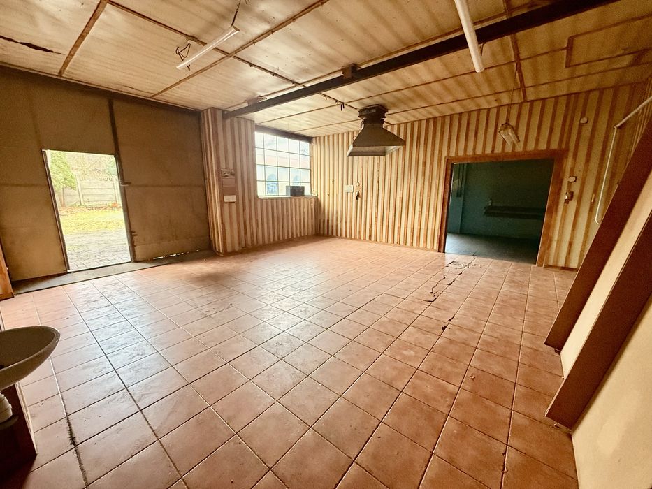 Wynajme hale magazyn do 800m2 Janow Zloty Potok