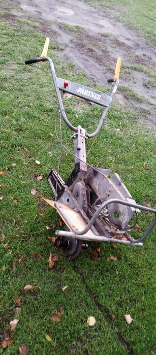 Glebogryzarka spalinowa partner