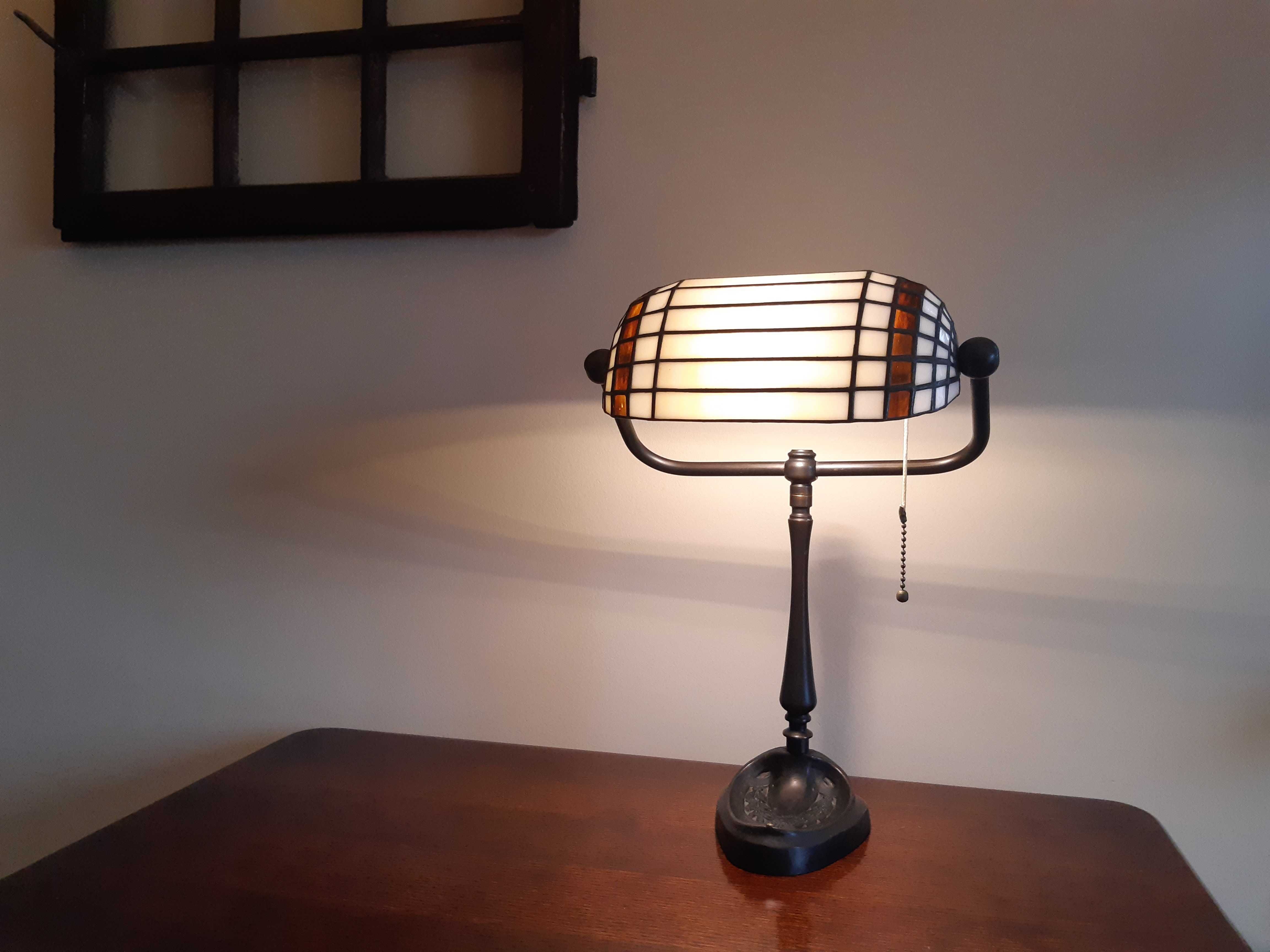 Lampa witrażowa stołowa biurkowa muszla Tiffany