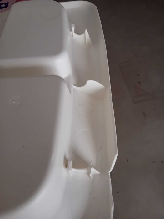 Muda fraldas com banheira