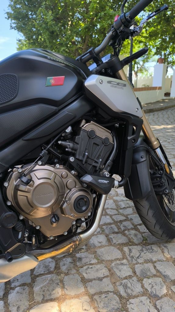 Honda CB 650 R full