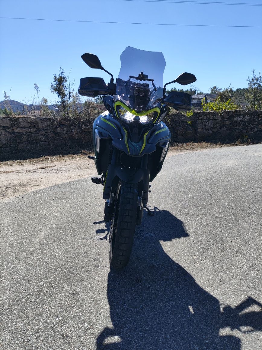 Benelli TRK 702X