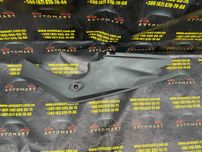 Подкапотный пластик бокса левый Tesla Model S 2016р- 1060477-00-B