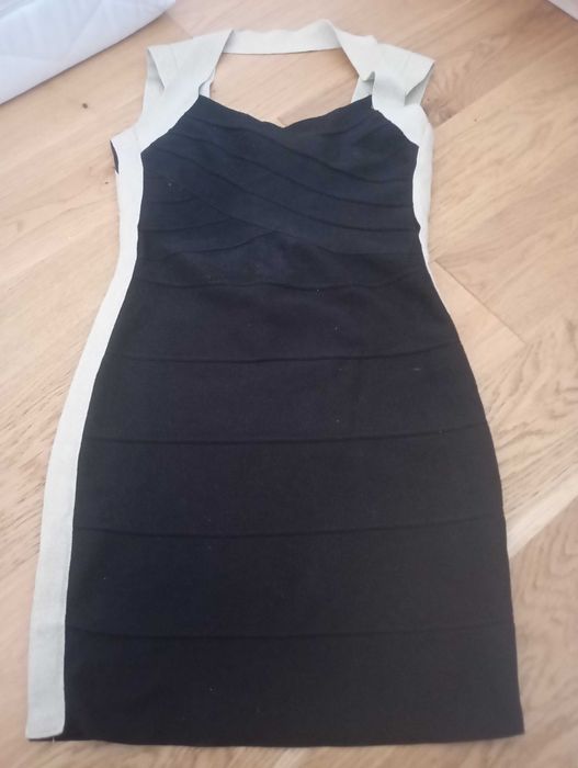 Sukienka bandażowa rozmiar s