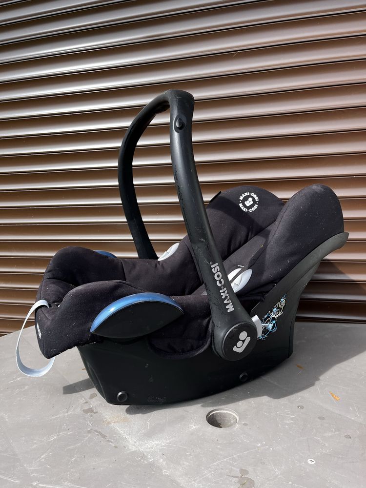 Автокрісло Maxi Cosi Cabriofix
