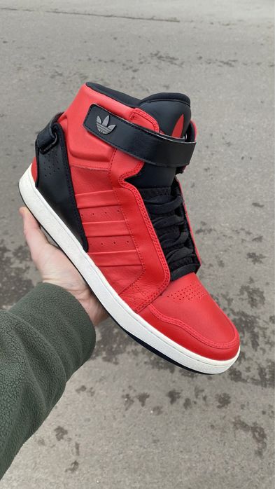 Кроссовки Adidis Nike Jordan