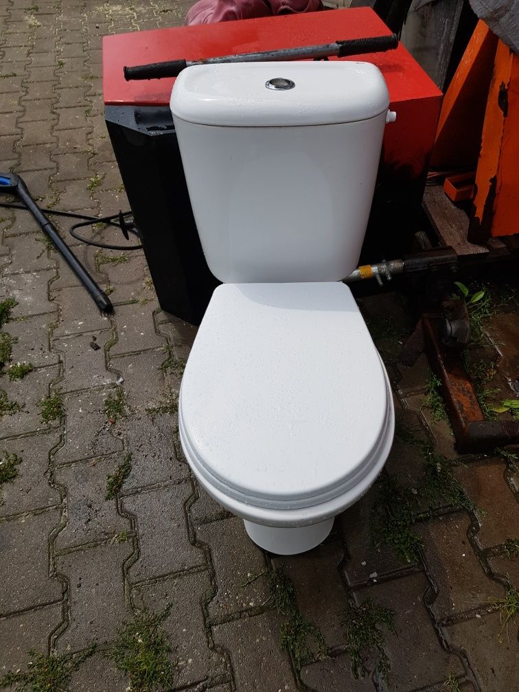 Toaleta stojąca, wc, ubikacja
