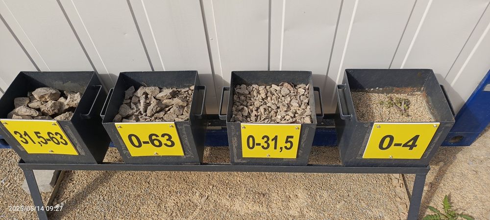 Komin dolomitowy 4 do 31 wysiewka dolomitowa 2 do 8 mm