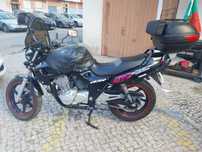 HONDA CB  500  de 1994 em bom estado a maior parte das vezes parada