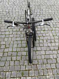 Vendo Bicicleta VAG com extras