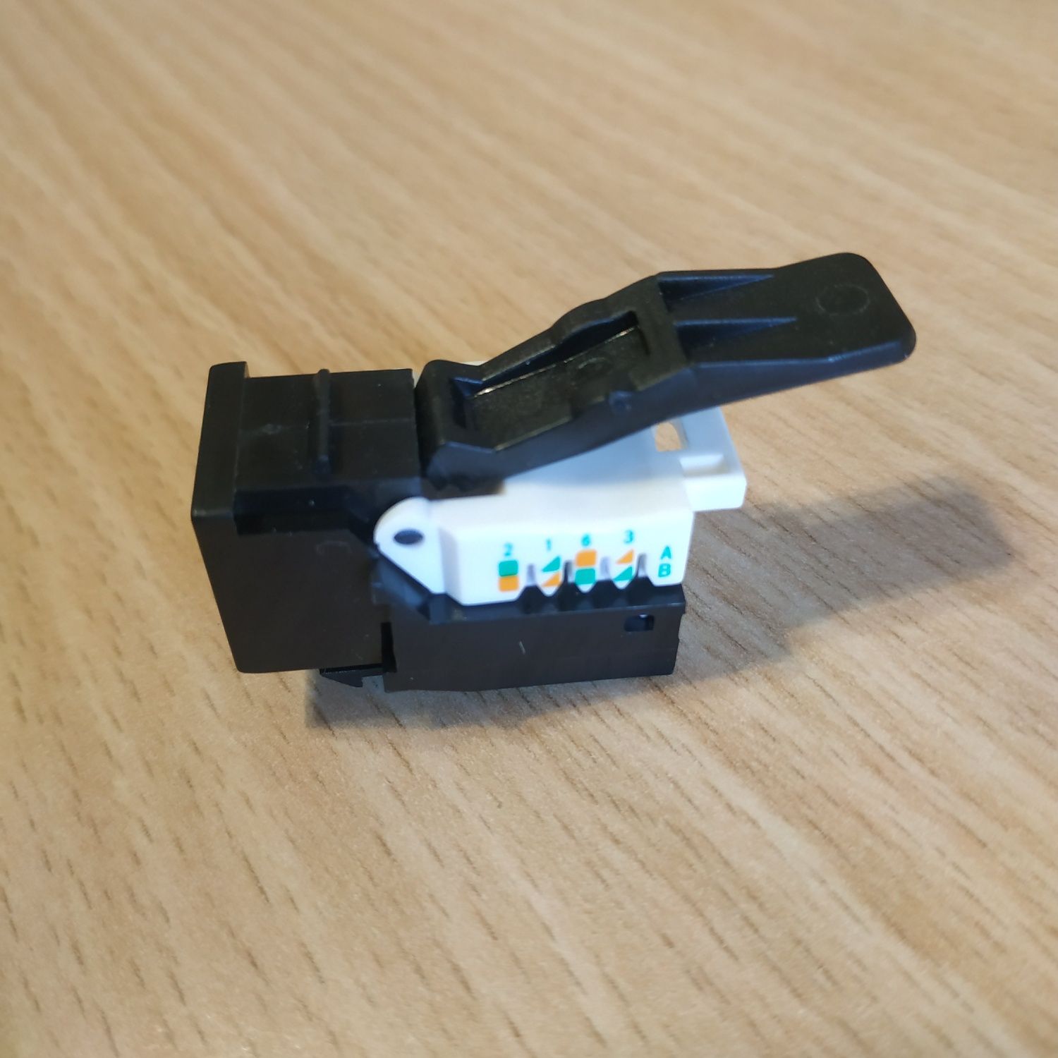 Коннектор розетка разъём для интернета  Rj-45 VIMAR