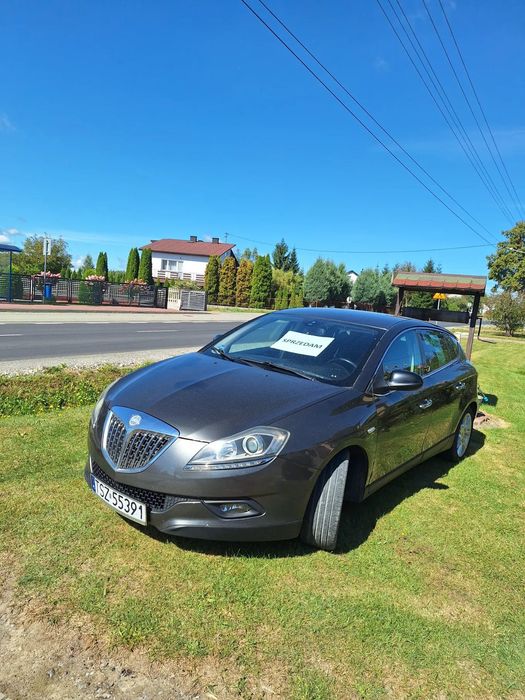 Lancia Delta Stan dobry +
