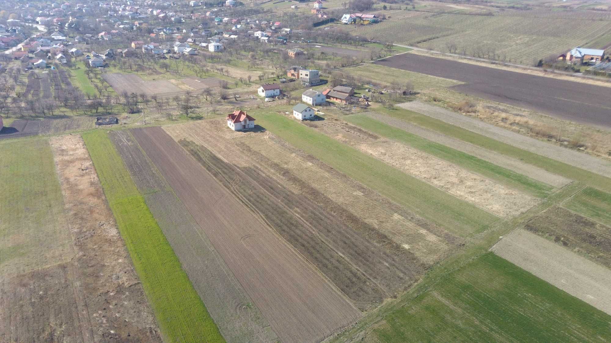 Земельна ділянка під забудову