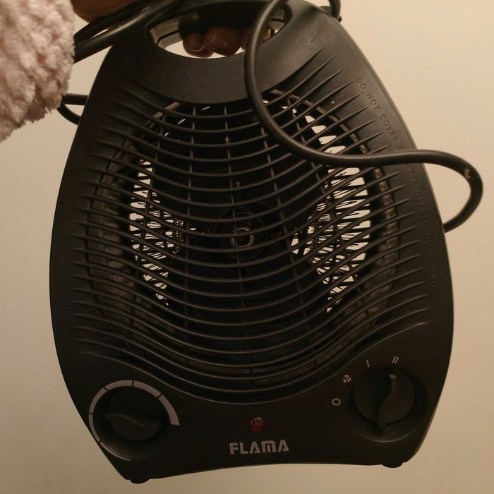 Venda Urgente: Termo ventilador 2000W marca Flama